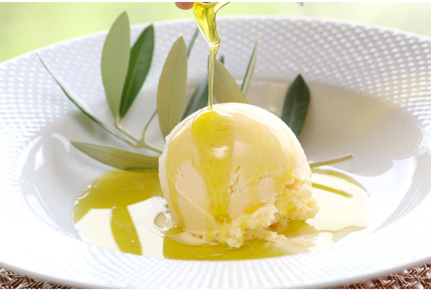 Safran ice cream with olive oil 